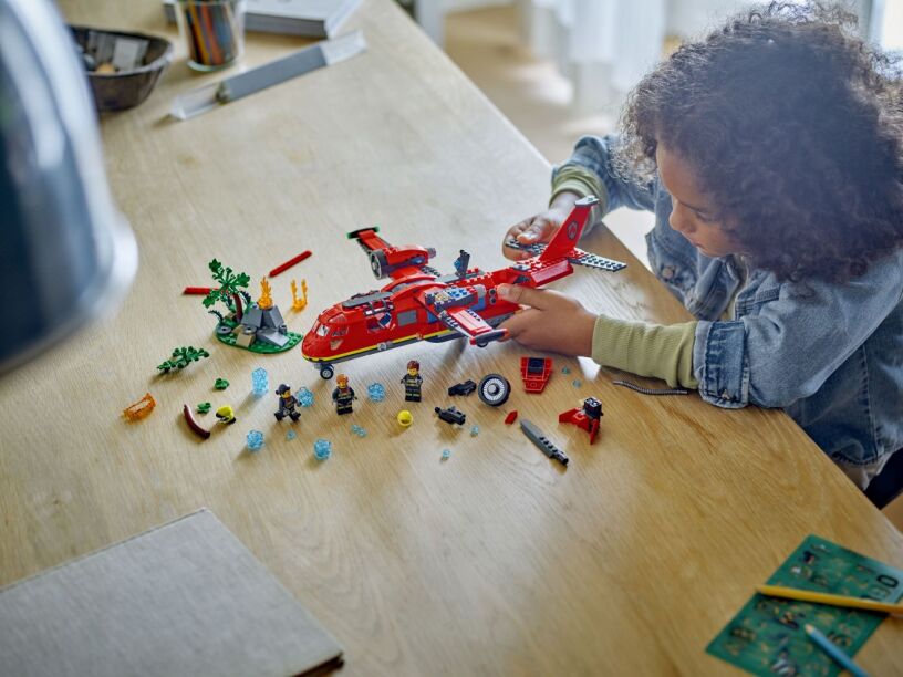 LEGO City Fire Rescue Plane (60413) (4)