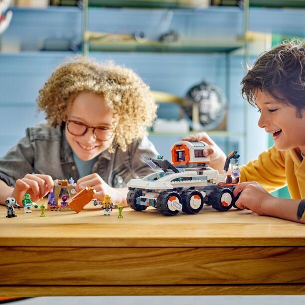 LEGO City Command Rover & Crane Loader (60432) (5)