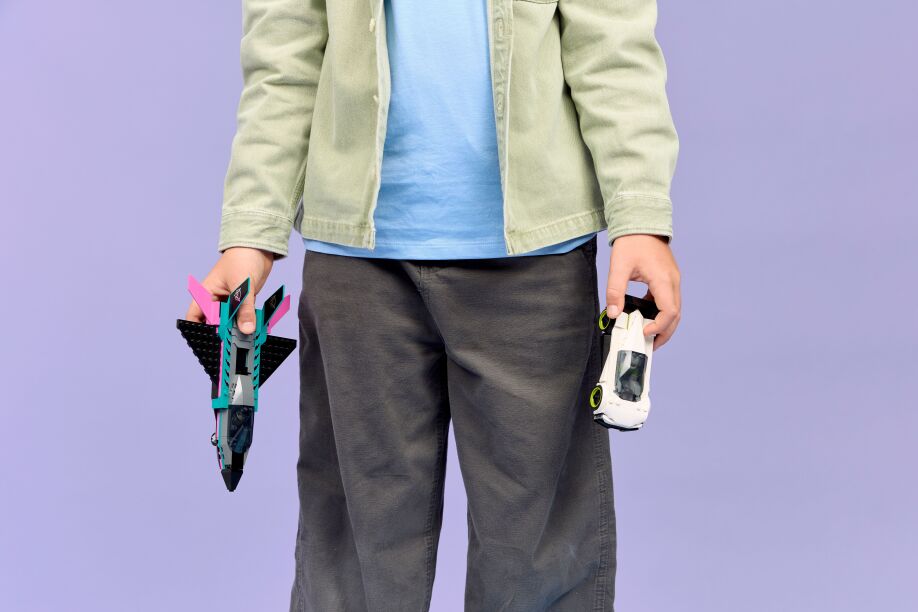 LEGO City Jet vs. Car (60489) (12)