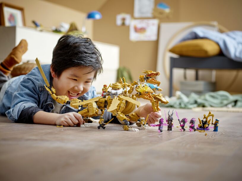 LEGO Ninjago LLoud's Golden Ultra Dragon (71774) (6)