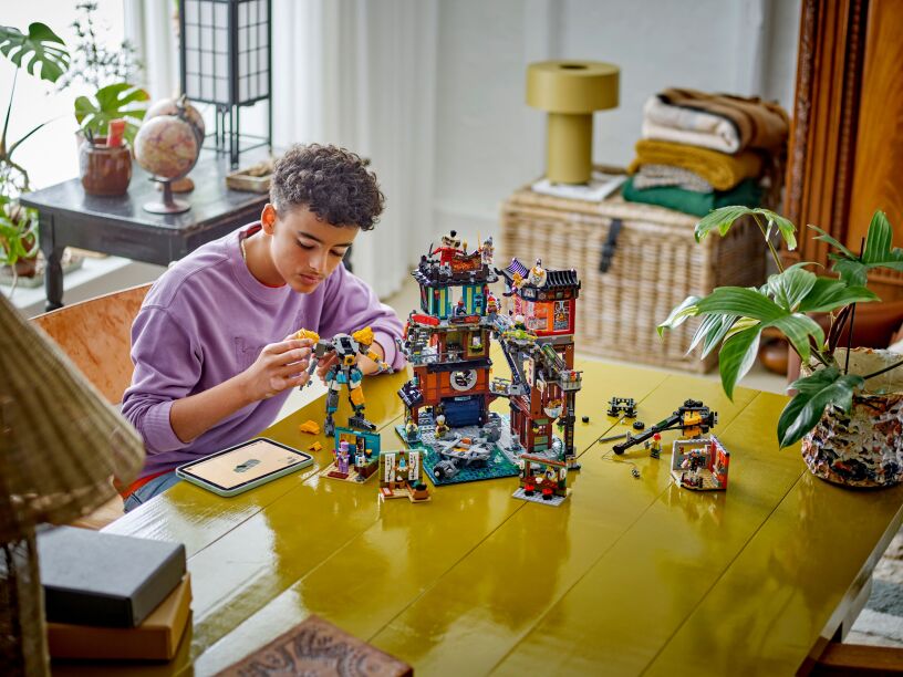 LEGO Ninjago City Workshops (71837) (5)