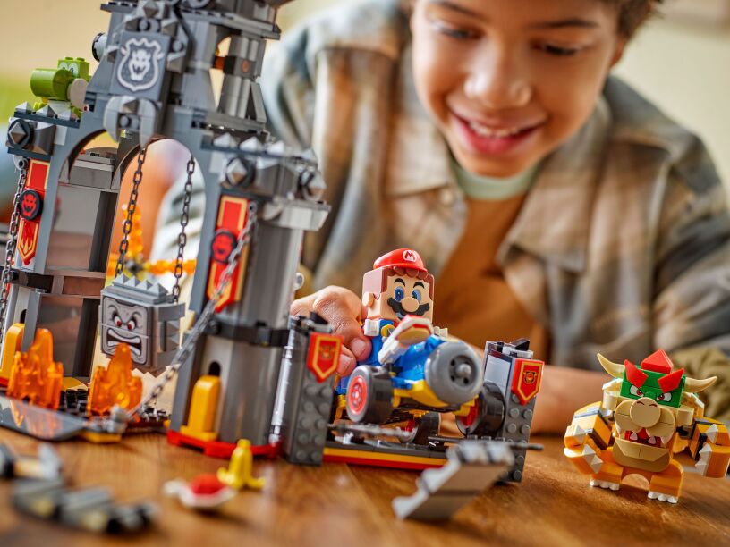 LEGO Super Mario Kart-Bowser's Castle (72039) (9)