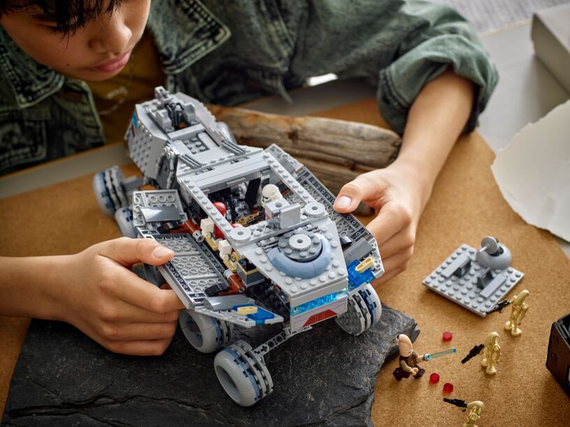 LEGO Star Wars Republic Juggernaut (75413) (12)