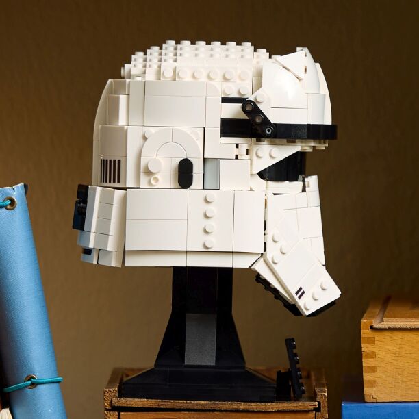 LEGO® Star Wars Imperial Remnant AT-RT Driver Helmet (75458) (2)