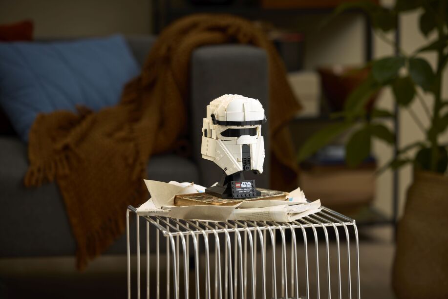 LEGO® Star Wars Imperial Remnant AT-RT Driver Helmet (75458) (8)