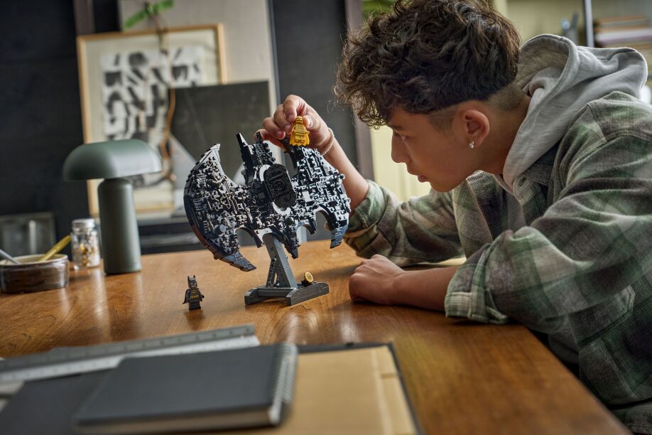 LEGO Super Heroes Batman Logo (76330) (3)