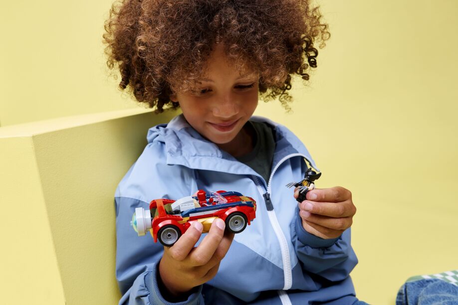 LEGO Super Heroes Spider-Man Car vs. Venomized Wolverine (76336) (6)