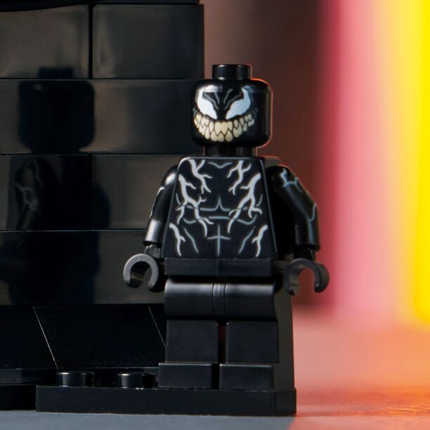 LEGO® Super Heroes Venom Bust (76356) (3)