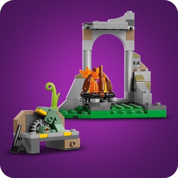 LEGO Fornite Peely & Sparkplug's Camp (77075) (2)