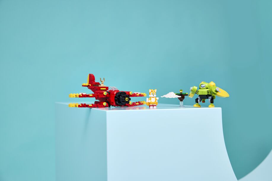 LEGO® Sonic The Hedgehog Tail's Tornado-1 (77119) (8)